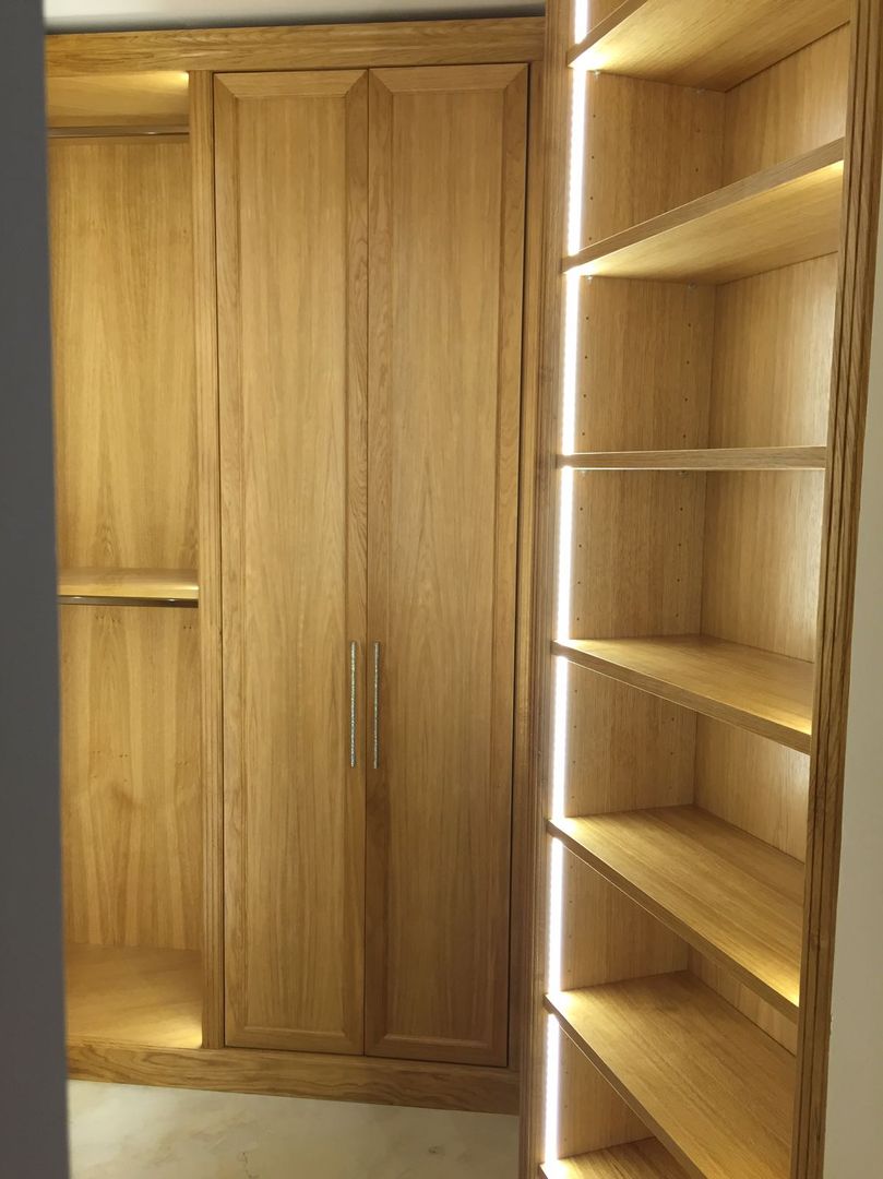 Cabine armadio su misura, Falegnameria su misura Falegnameria su misura Kamar Tidur Modern Kayu Wood effect Wardrobes & closets