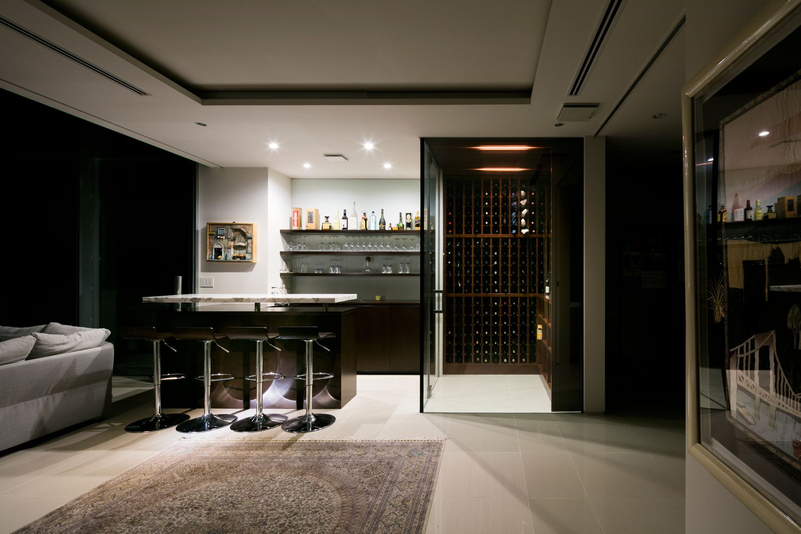 homify Modern wine cellar