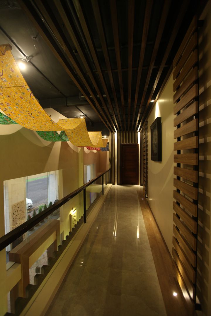 THE BALANCE OF MODERN & TRADITIONAL SPA @ BALI, PT. Dekorasi Hunian Indonesia (DHI) PT. Dekorasi Hunian Indonesia (DHI) Commercial spaces Khách sạn