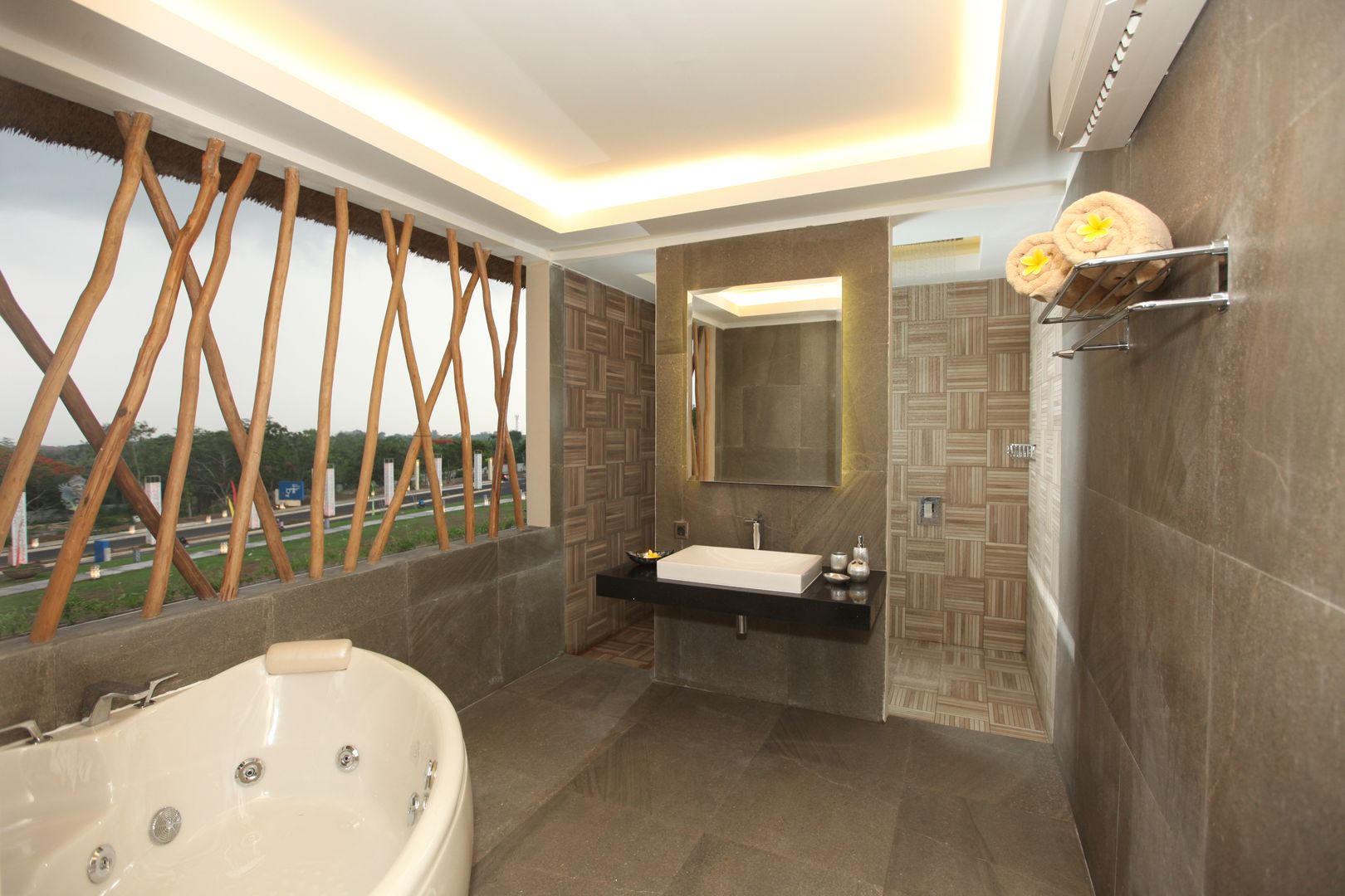 THE BALANCE OF MODERN & TRADITIONAL SPA @ BALI, PT. Dekorasi Hunian Indonesia (DHI) PT. Dekorasi Hunian Indonesia (DHI) Commercial spaces Hotels