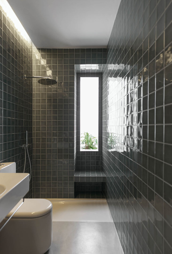 Ajuda, arriba architects arriba architects Mediterranean style bathroom