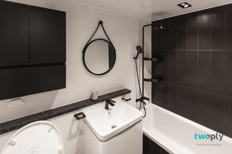 homify Modern Banyo