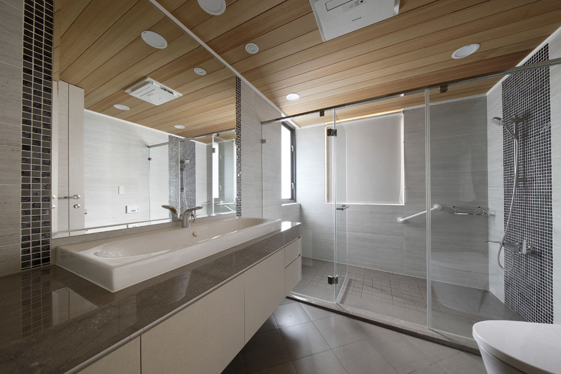 <大樓-3+1房2廳>度假感住宅 貼心三代機能需求, 品茉空間設計(夏川設計) 品茉空間設計(夏川設計) Scandinavian style bathroom