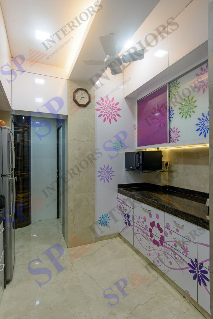 Ritesh bhai, SP INTERIORS SP INTERIORS Modern kitchen