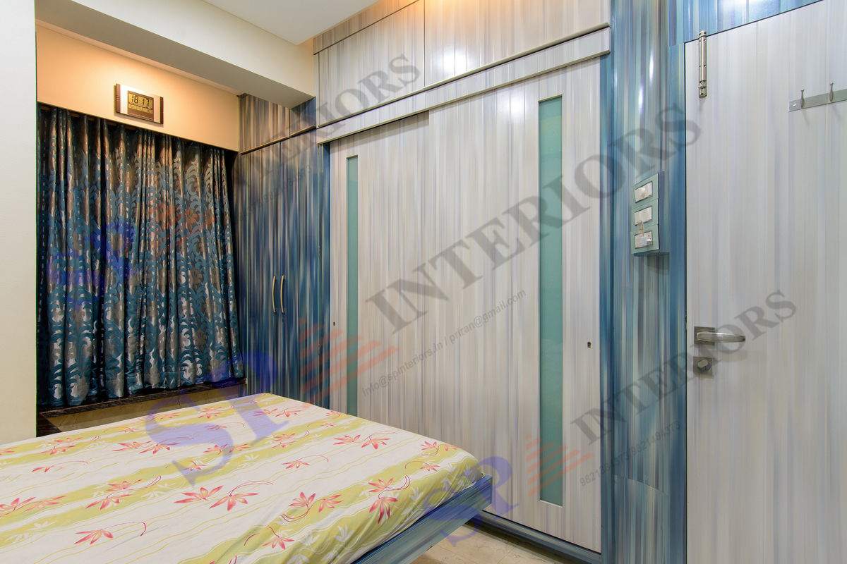 Ritesh bhai, SP INTERIORS SP INTERIORS Modern style bedroom