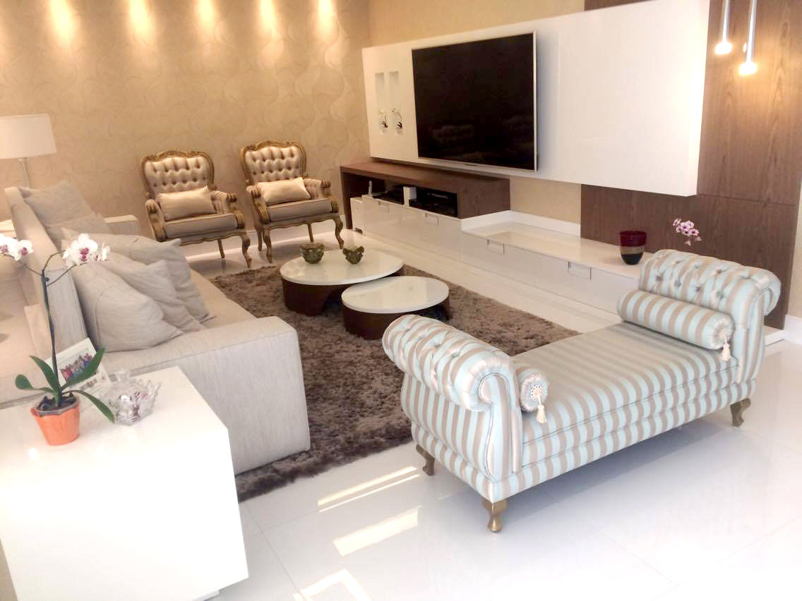 Projeto Sala de Estar Neoclássico., Simétrica Decorações Simétrica Decorações Living room