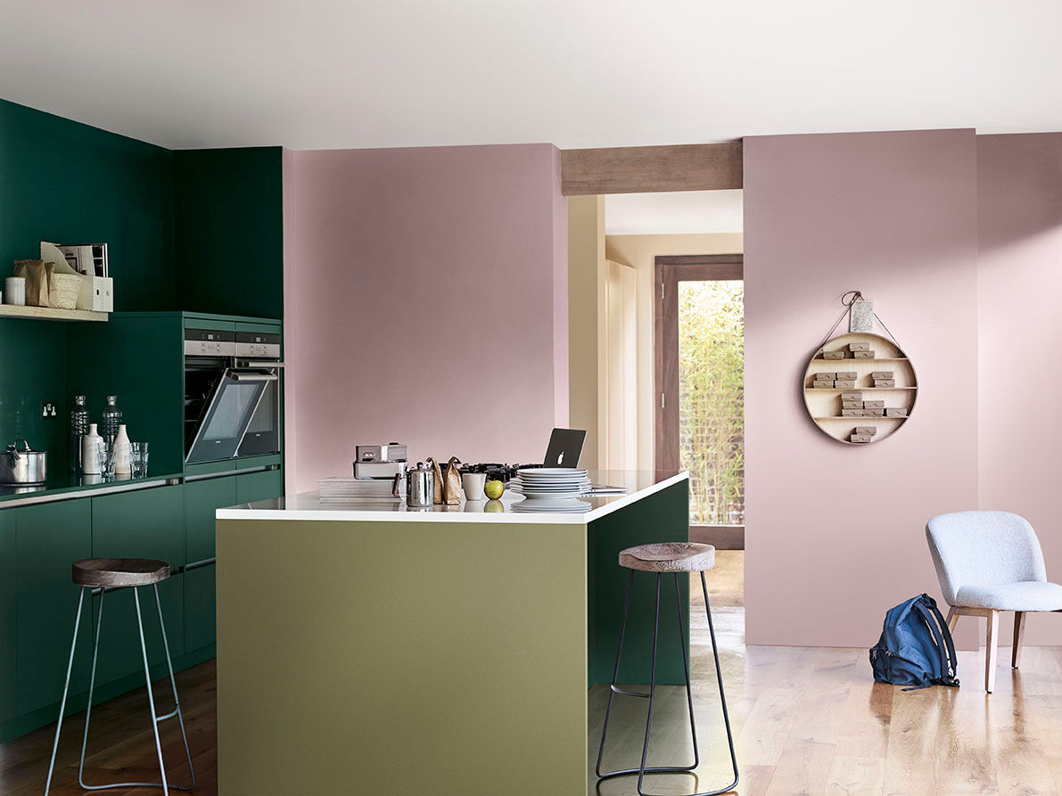 The Playful Kitchen Dulux UK Dapur Modern heart wood,heartwood,dulux,kitchen,kitchen island,heather green,family,contemporary,pink