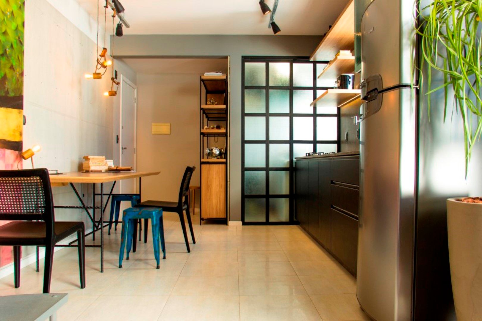 LOFT BOITEUX 101, ArchDesign STUDIO ArchDesign STUDIO Ruang Makan Modern