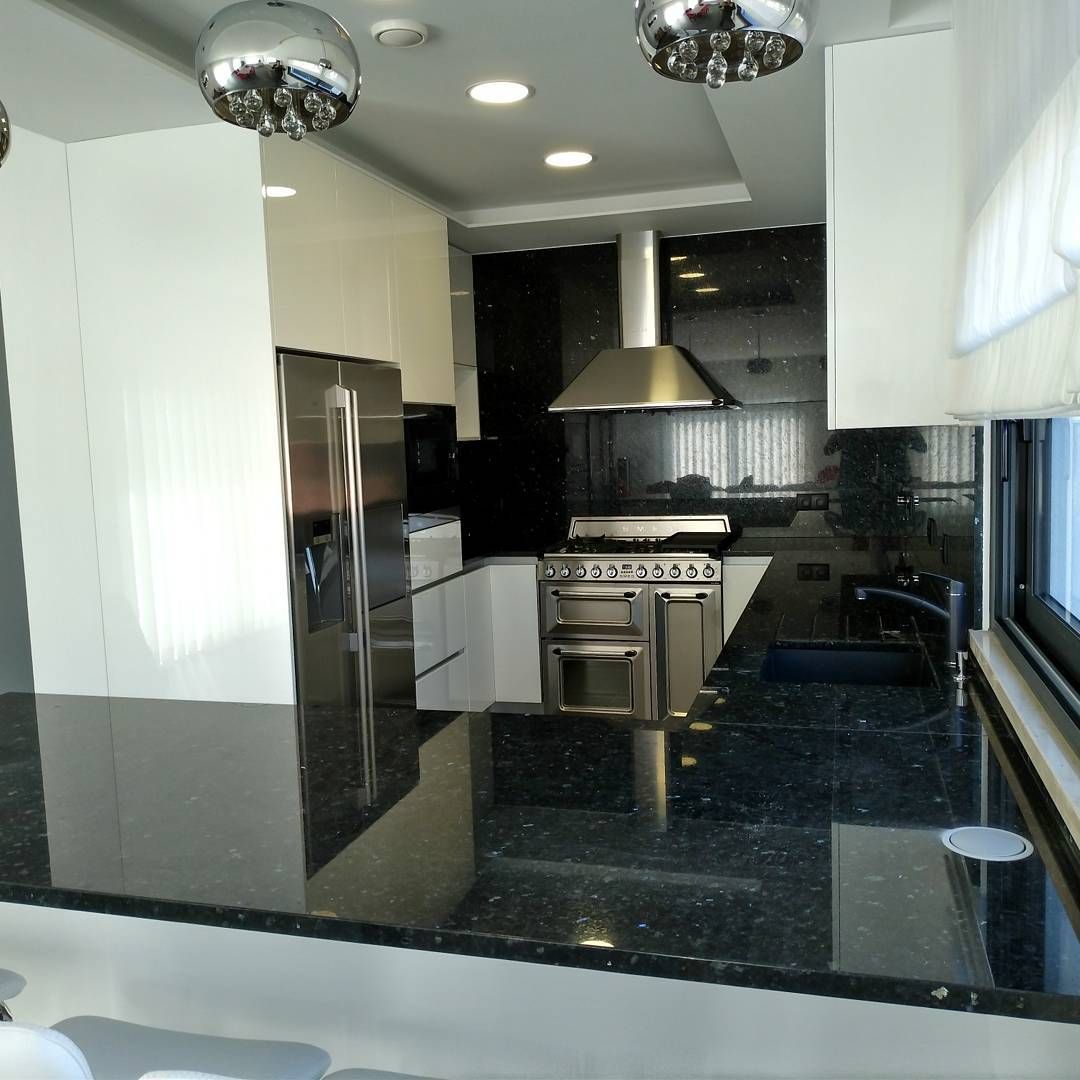 Lacado Branco, Granito e Inox, Moderestilo - Cozinhas e equipamentos Lda Moderestilo - Cozinhas e equipamentos Lda Unit dapur