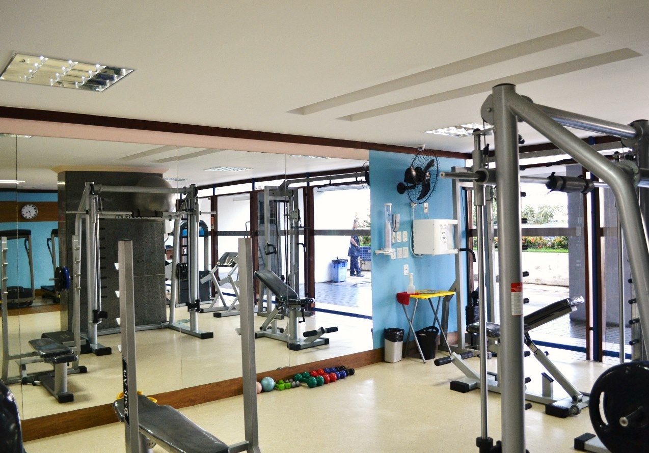 Academia em condomínio Residencial, Joana Rezende Arquitetura e Arte Joana Rezende Arquitetura e Arte Gym