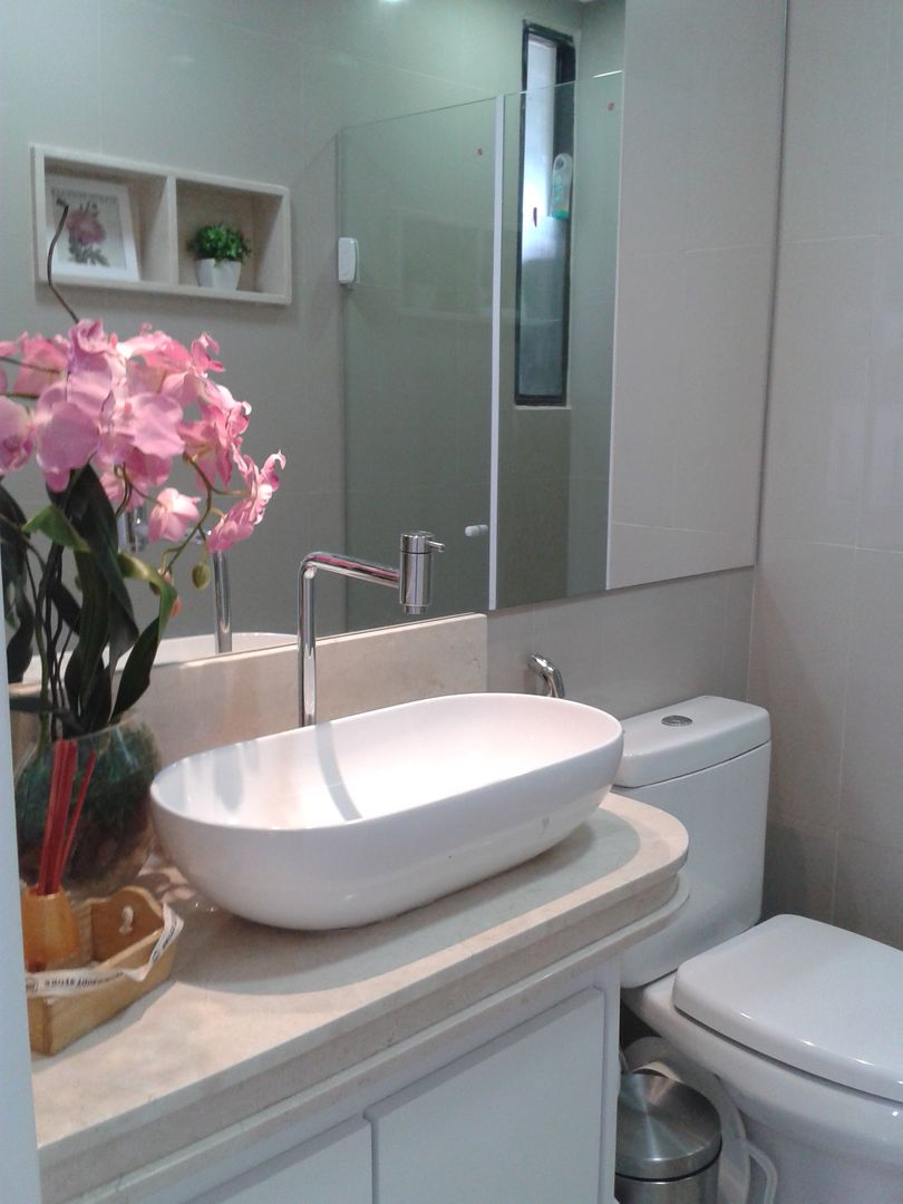 Apartamento para casal com filha, Joana Rezende Arquitetura e Arte Joana Rezende Arquitetura e Arte Modern bathroom