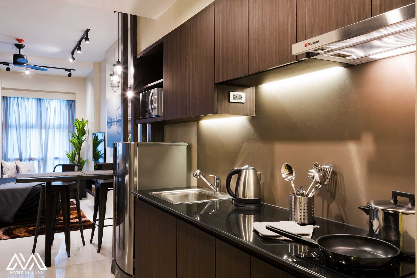 Modern Lux - Wil Tower QC, MVRX Designs MVRX Designs Cocinas de estilo moderno