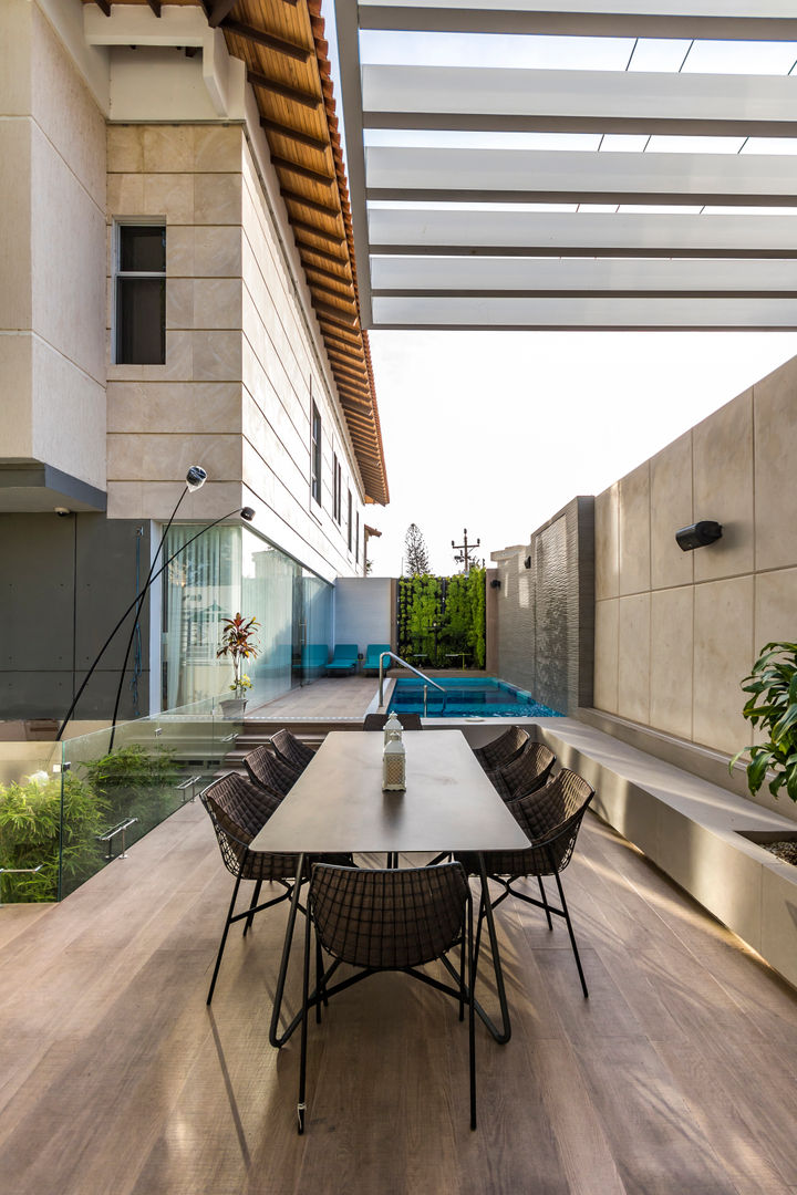 CASA FV, Design Group Latinamerica Design Group Latinamerica Terrace Stone