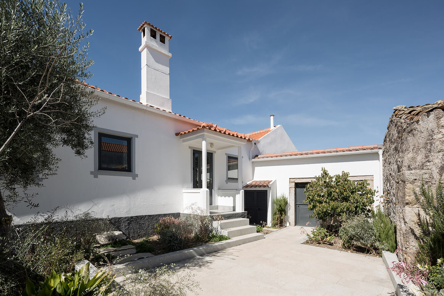 Casa na aldeia, Estúdio AMATAM Estúdio AMATAM 房子