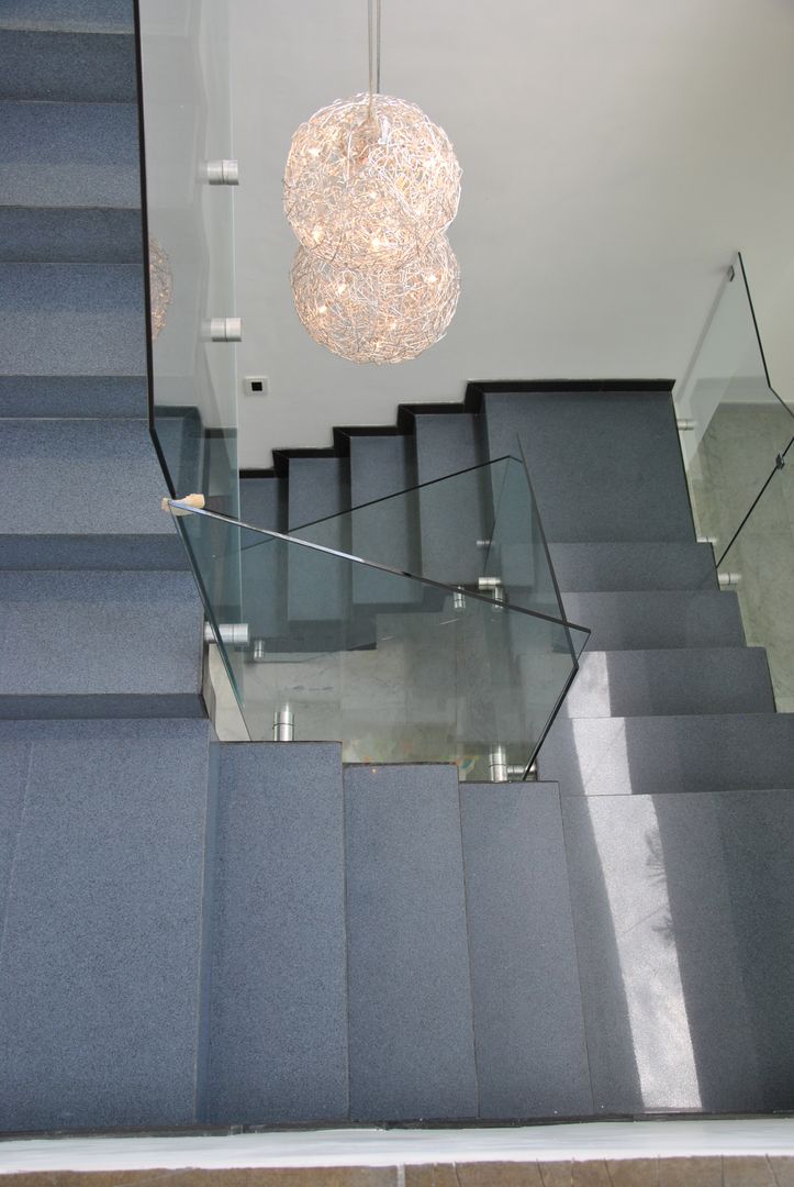 Las Lomas II , Design Group Latinamerica Design Group Latinamerica Cầu thang Stairs