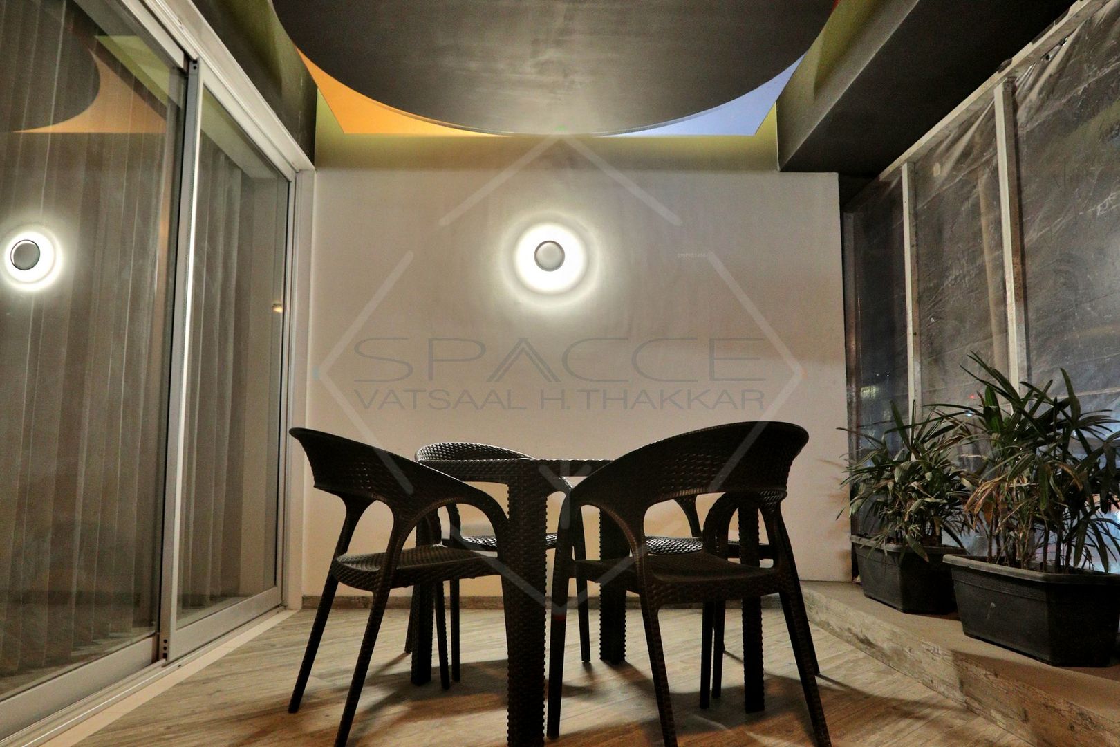 EXPRESSION, SPACCE INTERIORS SPACCE INTERIORS Dining room