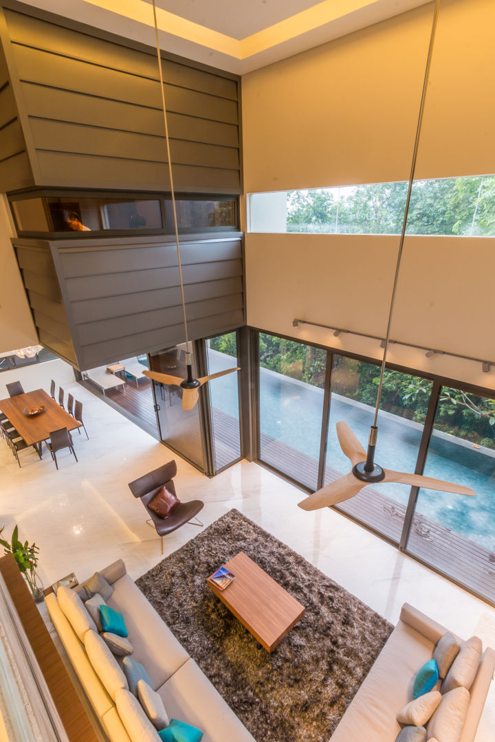 Country Heights Damansara - Contemporary Family House, MJ Kanny Architect MJ Kanny Architect Salas de estar modernas