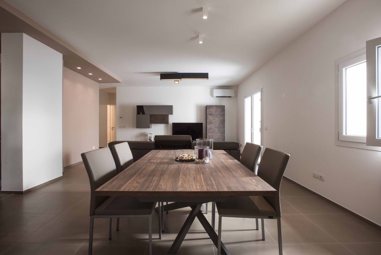 Villa Elisabetta, sopraelevazione in legno, Progettolegno srl Progettolegno srl Modern Dining Room Wood Wood effect