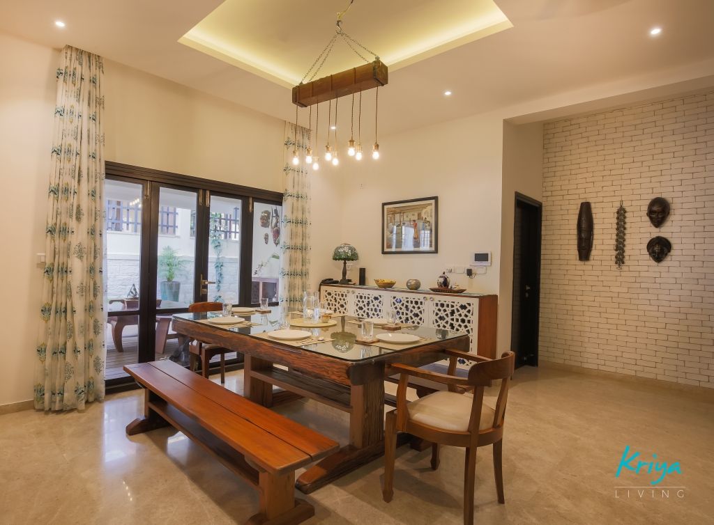 Classic Revive - Prestige Oasis, KRIYA LIVING KRIYA LIVING Classic style dining room Furniture,Table,Property,Window,Building,Wood,Interior design,Chair,Flooring,House