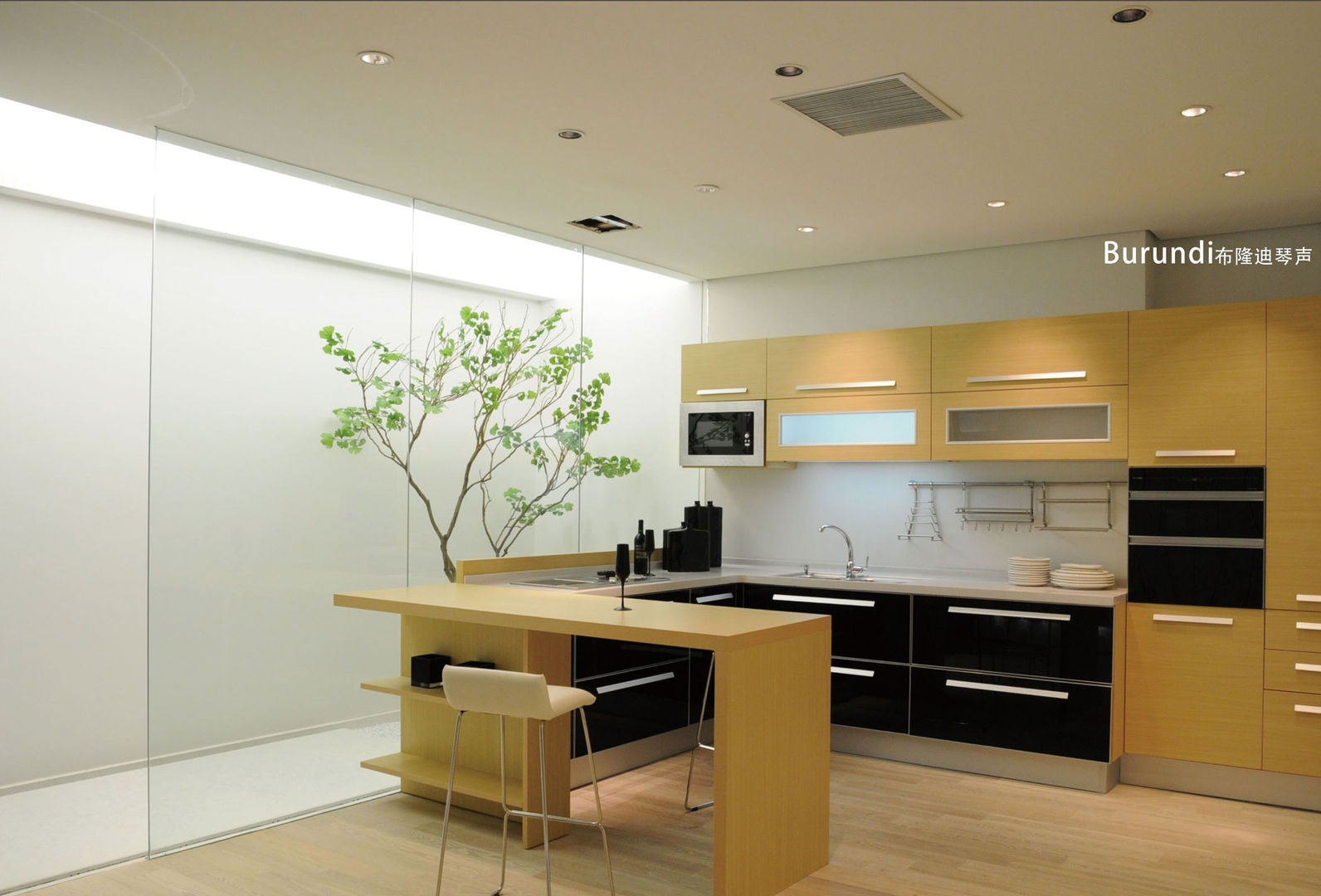 YALIG Burundi Melamine Kitchen Cabinet YALIG Kitchen Cabinet 現代廚房設計點子、靈感&圖片 收納櫃與書櫃