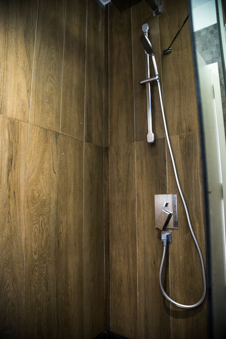 Duş Tasarımı, DESIGN HUB INTERIORS by CISE MISIRLISOY DESIGN HUB INTERIORS by CISE MISIRLISOY Modern bathroom