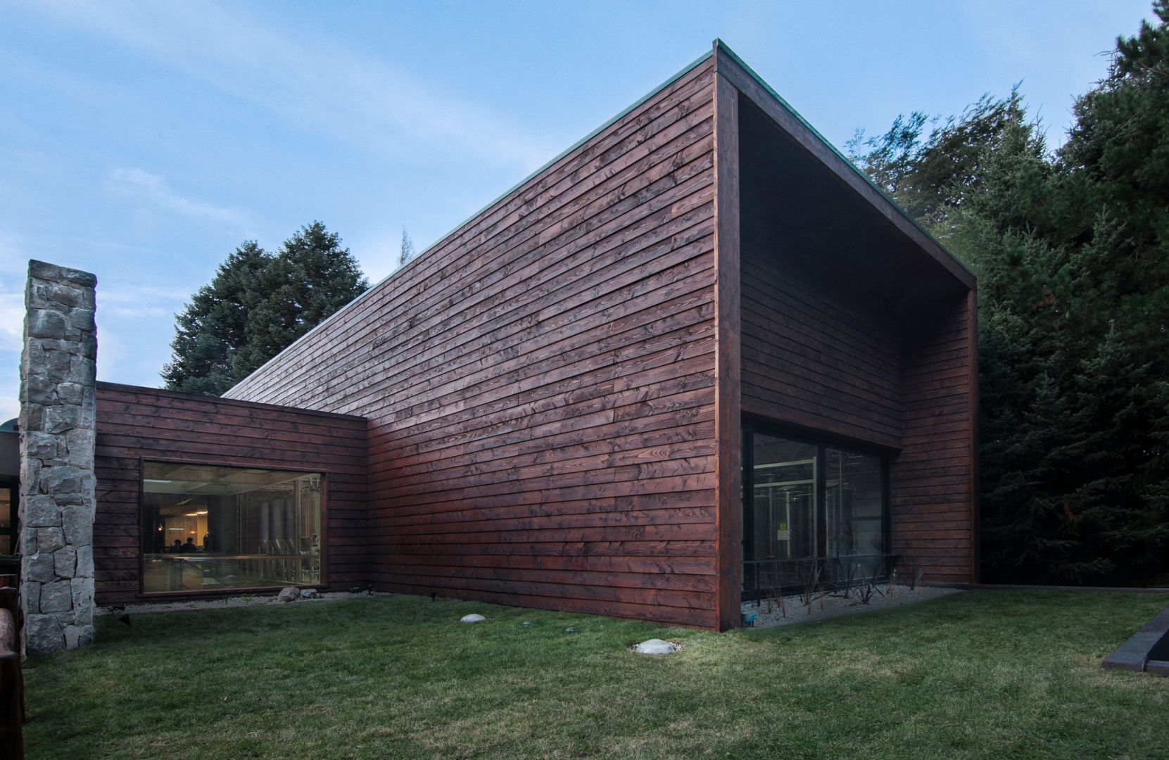 Cervecería Patagonia, Bórmida & Yanzón arquitectos Bórmida & Yanzón arquitectos مساحات تجارية بار/ ملهى ليلي