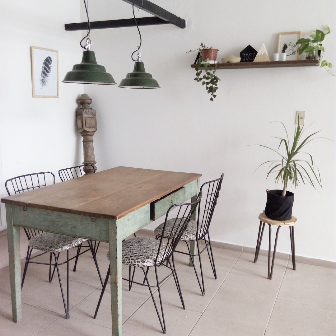 ​Galpón Industrial convertido en Vivienda tipo Loft, OOST / Sabrina Gillio OOST / Sabrina Gillio Scandinavian style dining room