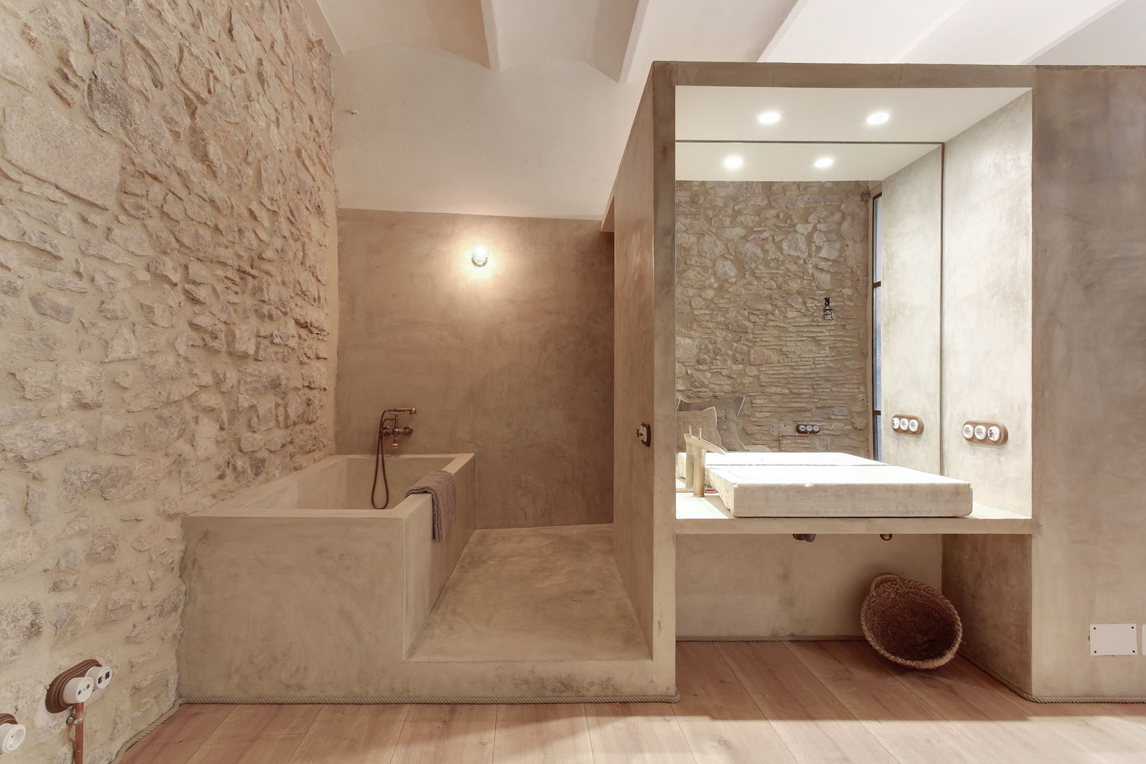 Loft Mercaders, Lara Pujol | Interiorismo & Proyectos de diseño Lara Pujol | Interiorismo & Proyectos de diseño Rustic style bathroom