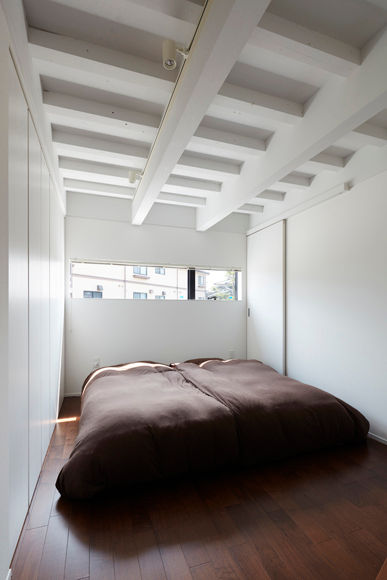 新屋敷の家, 小松隼人建築設計事務所 小松隼人建築設計事務所 Minimalist bedroom