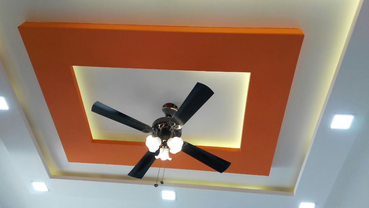 Mr. Udaybhan Singh Thakur Retirement Home, al-Haadi Interiors al-Haadi Interiors Living room