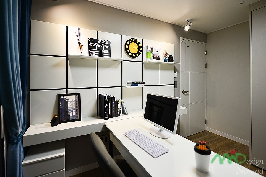 homify Ruang Studi/Kantor Gaya Skandinavia