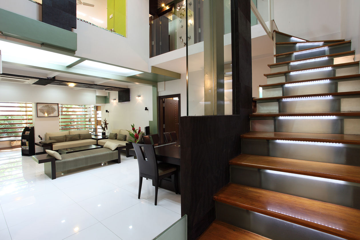 Doshi Residence, Architecture Continuous Architecture Continuous Modern corridor, hallway & stairs