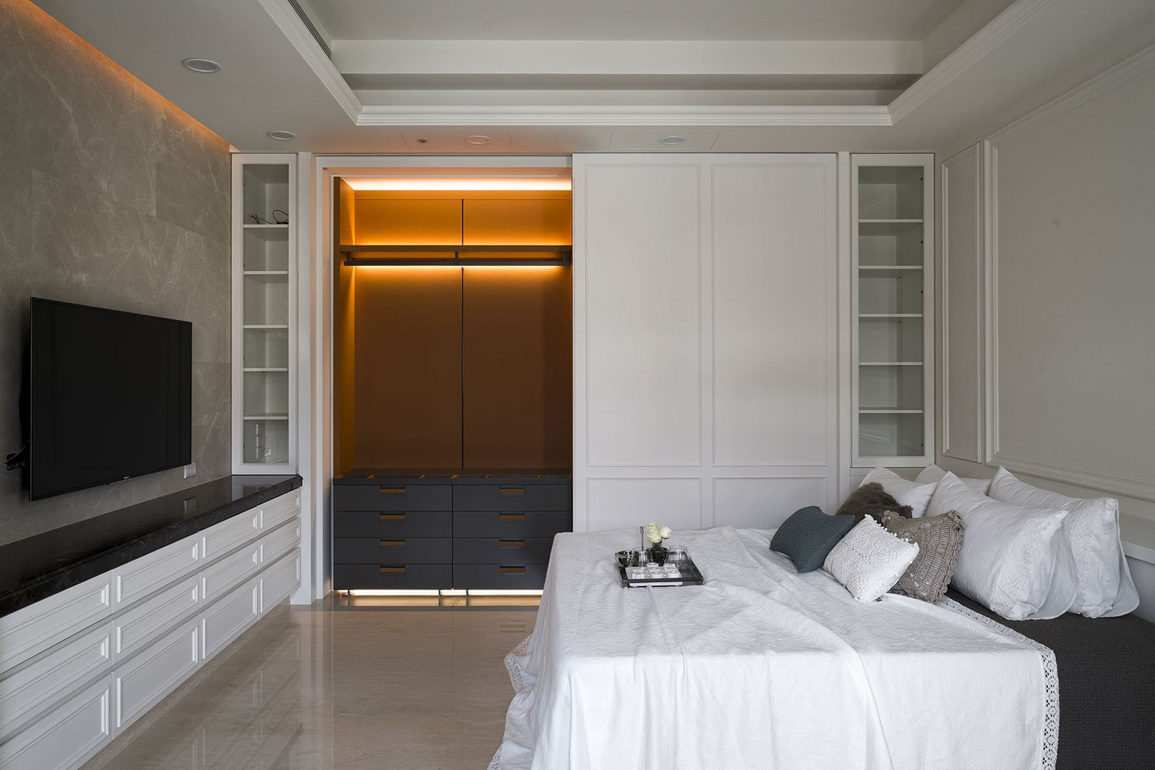 CORNER HOUSE, Fertility Design 豐聚空間設計 Fertility Design 豐聚空間設計 Modern style bedroom