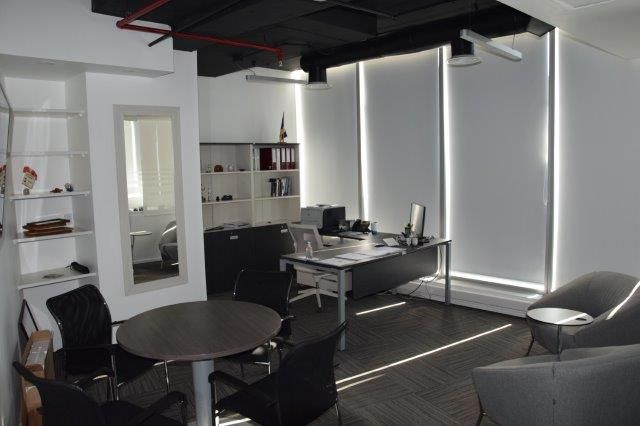 OFICINAS SIXMANAGER, ATELIER3 ATELIER3 Ruang Komersial Kantor & toko