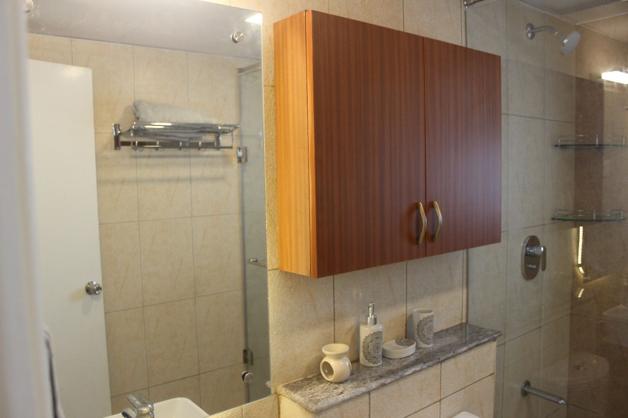 Prestige Ferns Residency, 12 Square Interiors 12 Square Interiors Modern bathroom