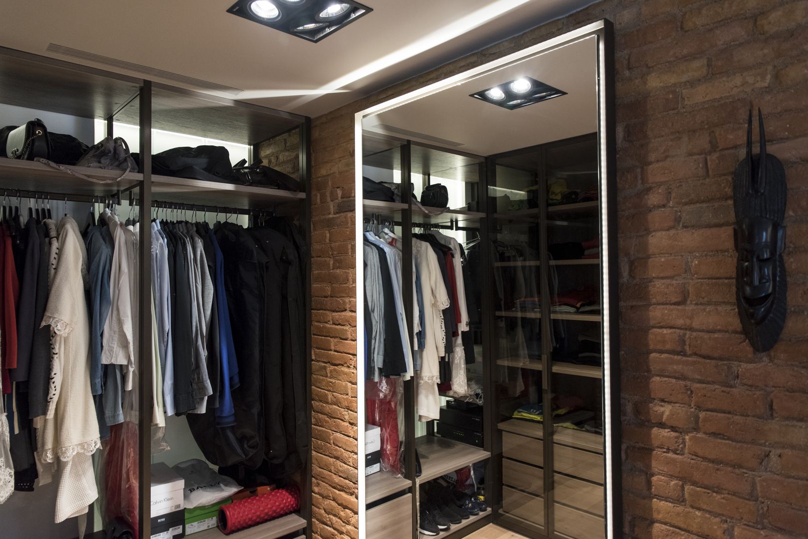 Diseño de interior y reforma en la Eixample de Barcelona, Goian Goian Modern dressing room