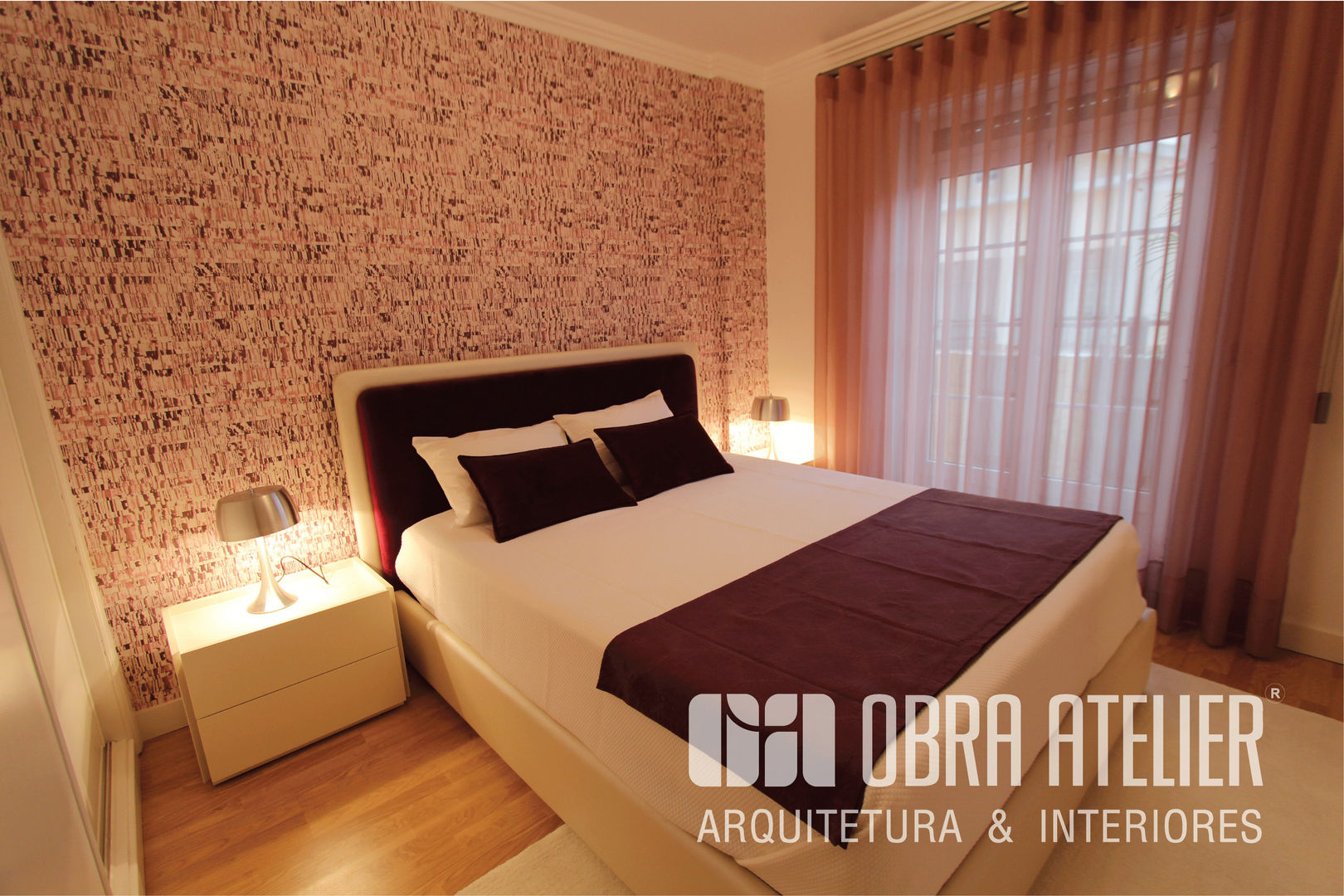 Projeto reformulação de interiores em Alcabideche, Cascais, OBRA ATELIER - Arquitetura & Interiores OBRA ATELIER - Arquitetura & Interiores Modern style bedroom