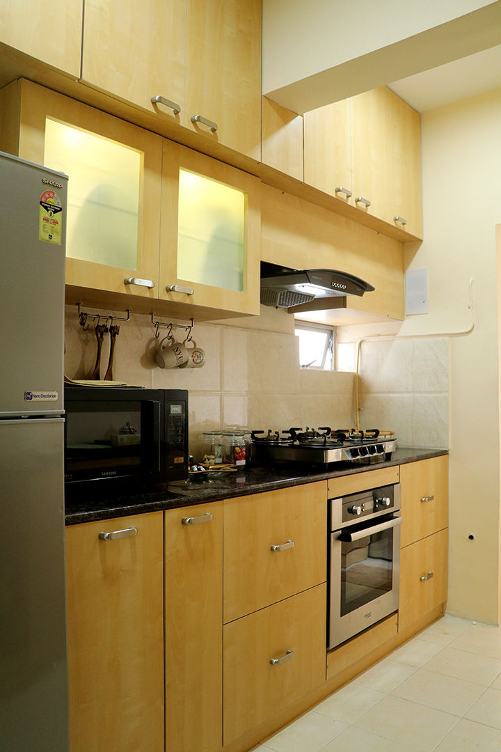 Modern Indian Apartment Renovation, Cee Bee Design Studio Cee Bee Design Studio Cocinas a medida