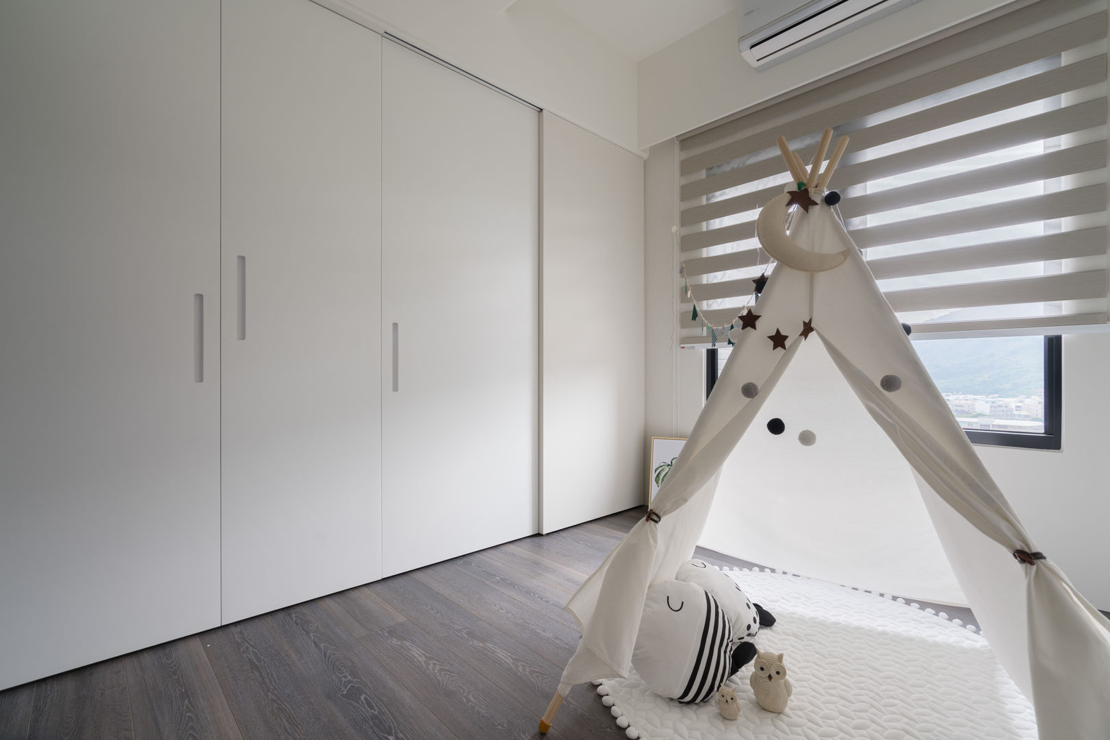 高雄_住宅空間_協勝發HD吳宅, Moooi Design 驀翊設計 Moooi Design 驀翊設計 Kamar Bayi/Anak Gaya Skandinavia