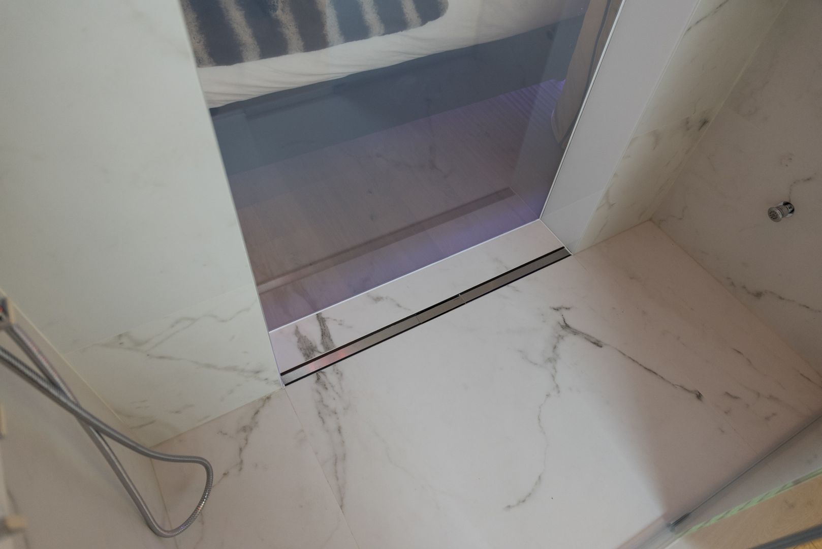 Diseño de interior y reforma en la Eixample de Barcelona, Goian Goian Modern bathroom