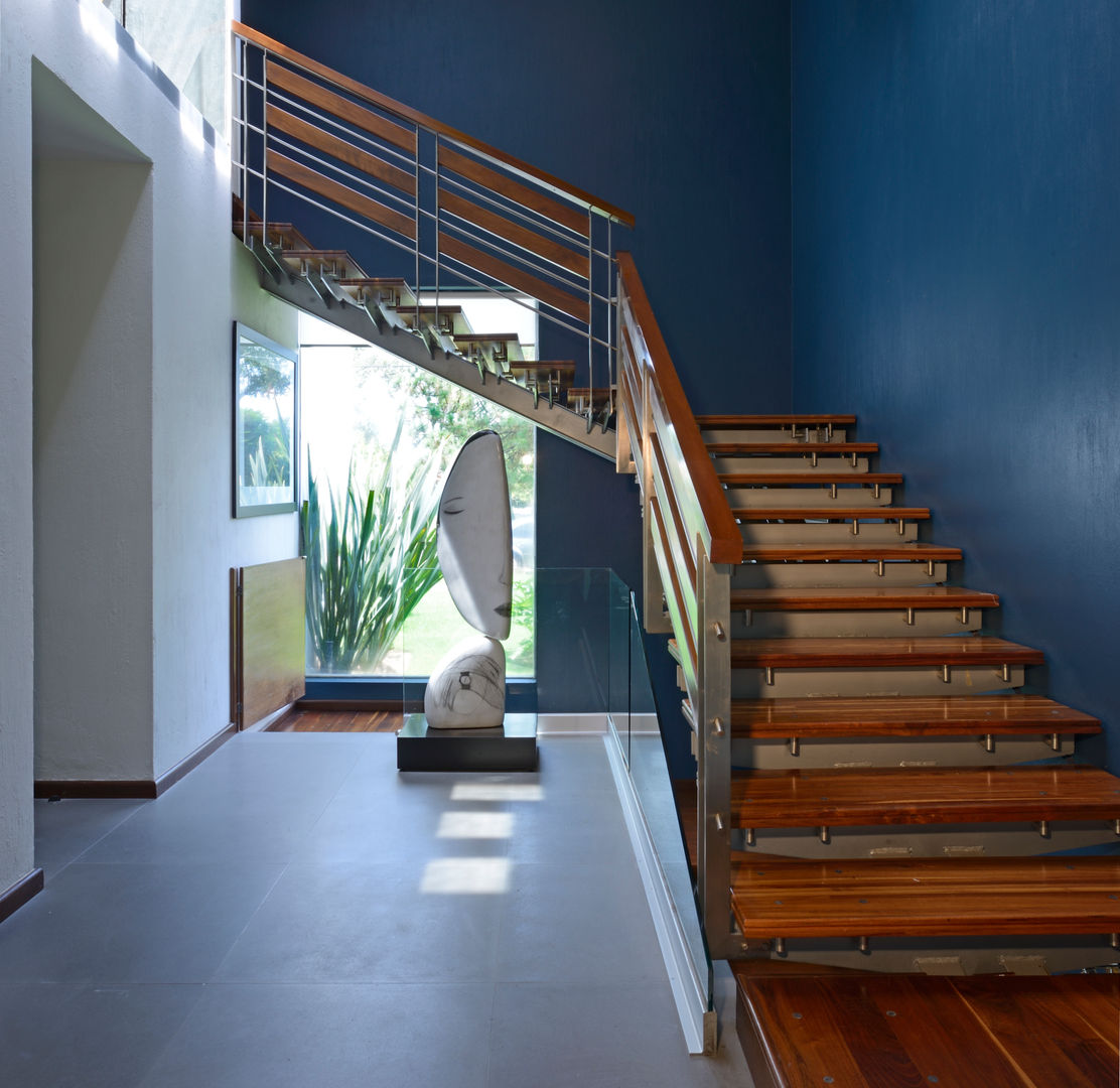 Casa BG, Stuen Arquitectos Stuen Arquitectos Stairs