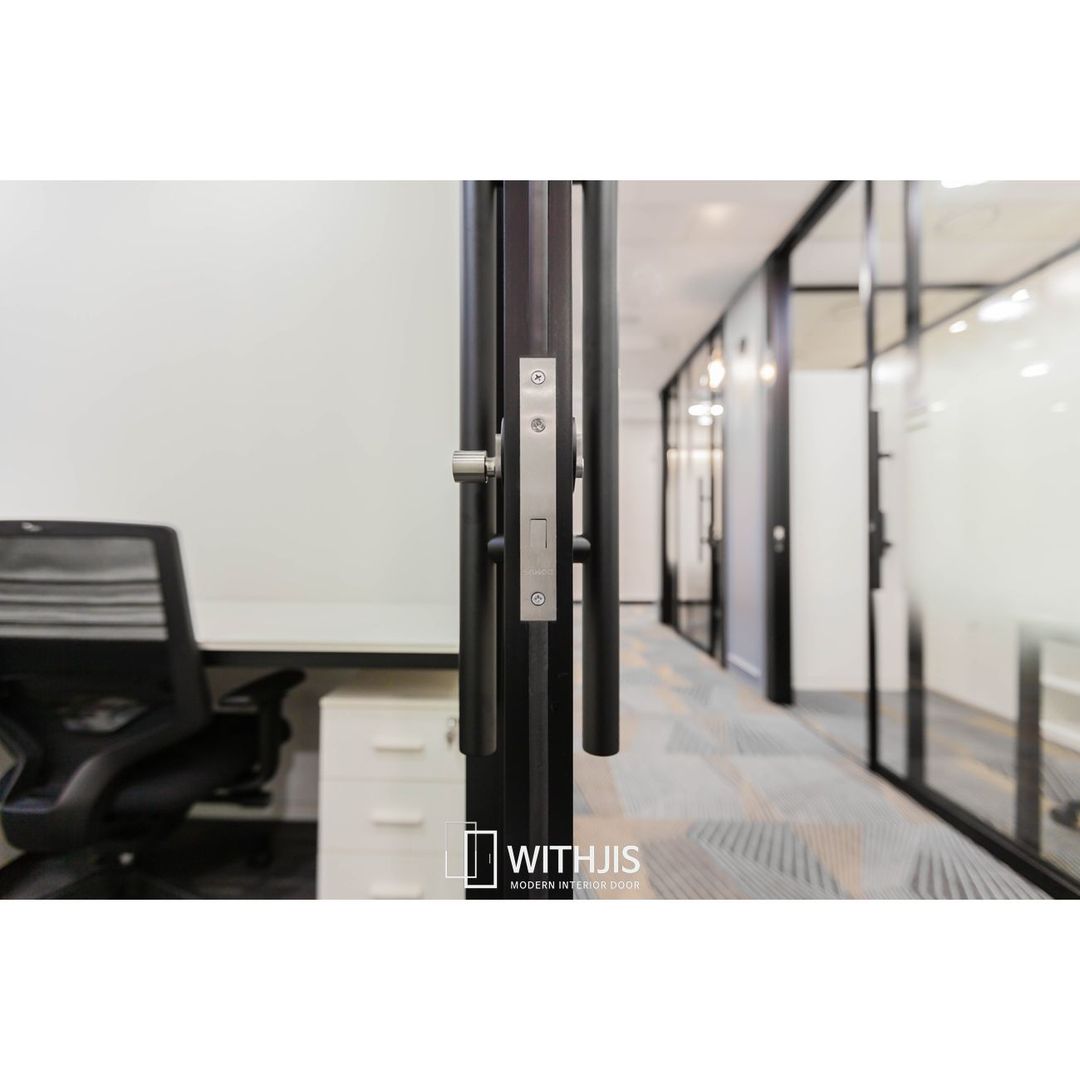 WITHJIS Partition Wall System - Biz Center Campus U , WITHJIS(위드지스) WITHJIS(위드지스) 門