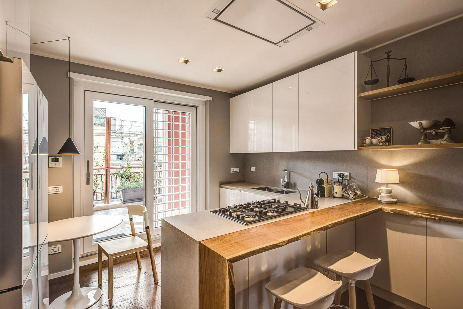 ISIDORO, MOB ARCHITECTS MOB ARCHITECTS Built-in kitchens