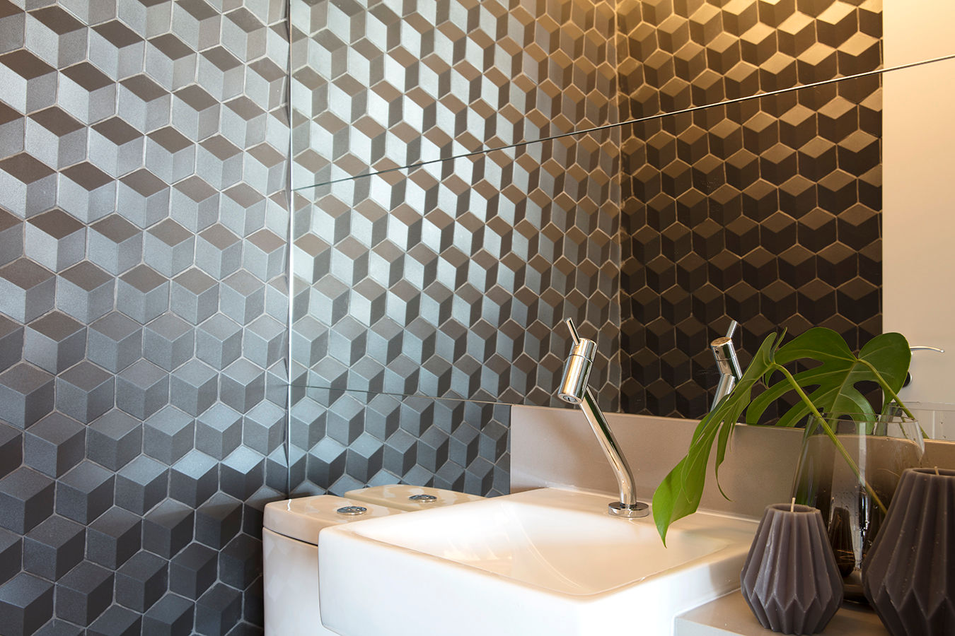 Revestimento 3D Semíramis Alice Arquitetura & Design Casas de banho modernas Cerâmica