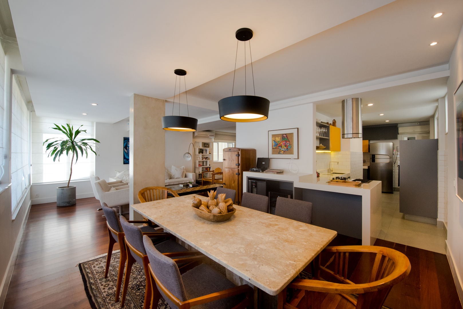 homify Modern dining room