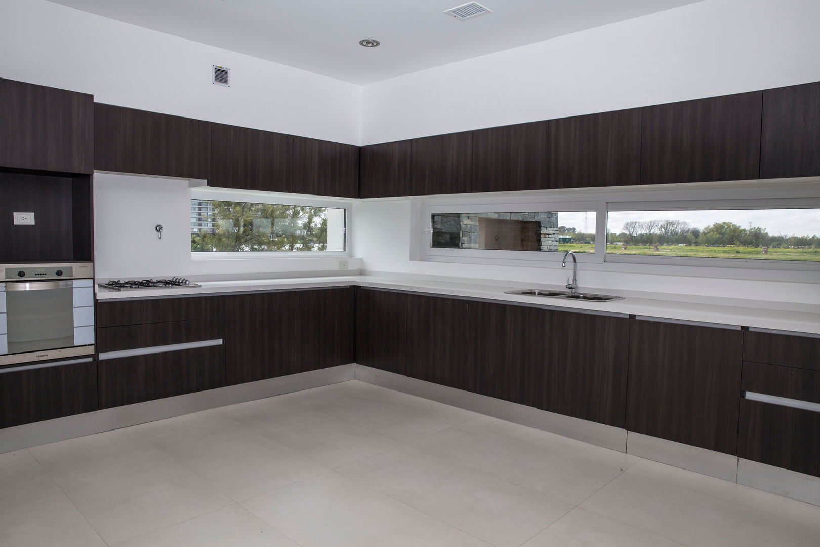 Estilo Moderno, CIBA ARQUITECTURA CIBA ARQUITECTURA Modern kitchen