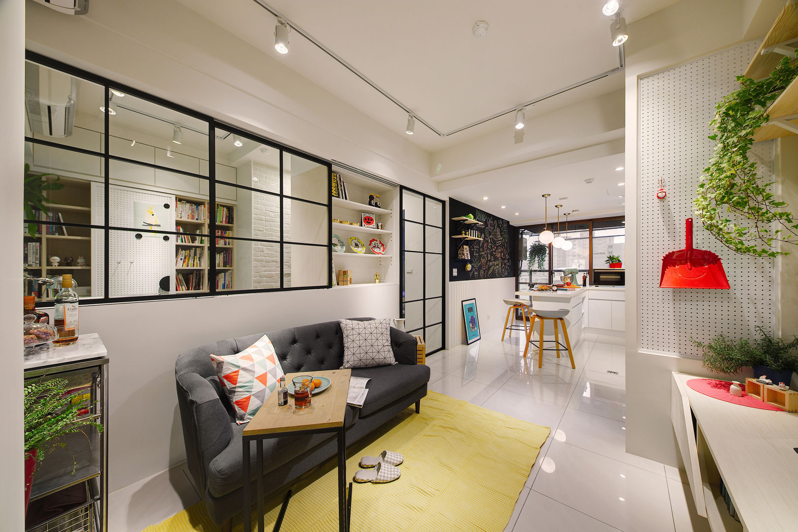 在設計上將空間一分為二 一葉藍朵設計家飾所 A Lentil Design Living room