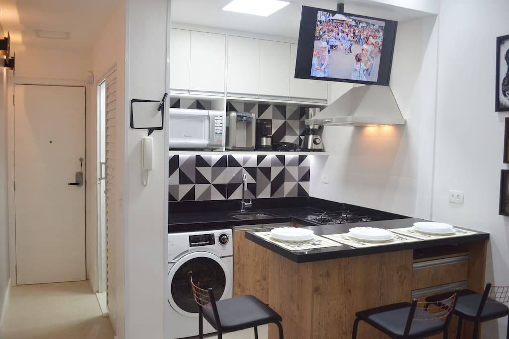 homify Armários e bancadas de cozinha