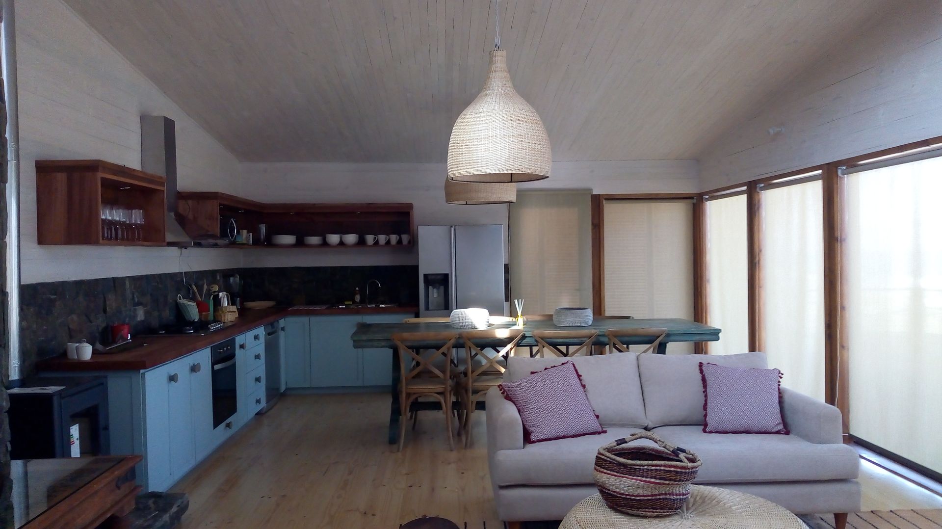 LOTE 3, CONDOMINIO PICHILEMU, KIMCHE ARQUITECTOS KIMCHE ARQUITECTOS 빌트인 주방 돌