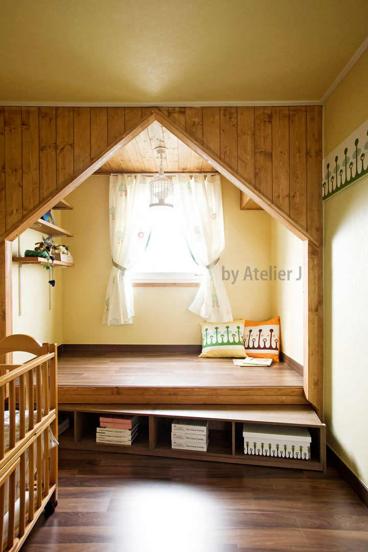 원 포인트로 20년된 20평대 아파트 리모델링 하기, Atelier J Atelier J غرف الرضع خشب Wood effect